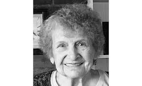 Joan Noe Obituary (2016)