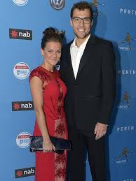 Jerzy janowicz total salary this year is 7.3k €, but in career he earned total 3.1m €. Aga Radwanska On Twitter Hello Aggie Aradwanska And Jerzy Janowicz At Hopmancup Teampolska Http T Co Svo2osplcz