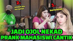 Untuk bahan berkualitas suport like & rt delete post dm | twuko. Free Images Christmas Ay4n9 Pra4nk Ojol Prank Para Ojol Youtube Cnn Host Chris Cuomo Participated In Phone Calls With His Brother New York Gov