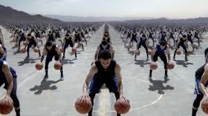 Steph curry makes $3,352,646.50 per month. Steph Curry Salary The Warriors All Star Makes Over 490 000 Per Game Fanbuzz