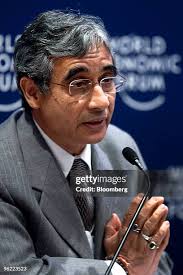 42 State Bank Of India Chairman Om Prakash Bhatt Stock Photos, High-Res  Pictures, and Images