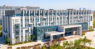 We help clients grow their revenues and profits by optimizing their strategy, marketing, pricing and sales. Hermann Simon Business School In China Simon Kucher Partners