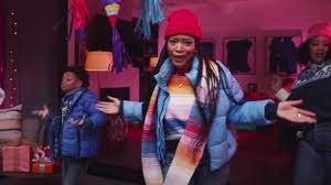 Old Navy Christmas 2021 Commerical This Is The Actress In The Old Navy Holiday 2021 Commercial