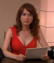 Ellie kemper famously starred as secretary erin hannon on the hit nbc sitcom. Ellie Kemper Erin From The Office Celebs