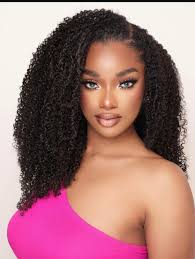 Hi, Huntersville. I am a former beauty queen who competed for Miss Teen  Petite Universe two years ago, and I want to share my story. This pageant  is a scam—its directors choose