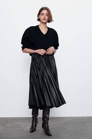 Faux Leather Pleated Skirt In 2020 Plisseerock Gehrock Damen Falten