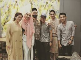 Sebelum ini kad undangan perkahwinan yuna telah tersebar di media sosial bertarikh 28 januari iaitu ahad ini. Cinta Yuna Dan Adik Ashraf Sinclair Semakin Mekar Utaranews