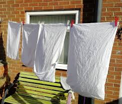 Weisses Wird Wieder Weiss Mit Spulmaschinen Tabs Frag Mutti Spulmaschine Spulmaschinentabs Kuche Reinigen