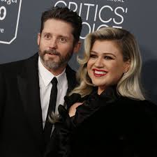 Mar 03, 2015 · kelly brianne clarkson was born on april 24, 1982, in fort worth, texas. Kelly Clarkson Divorces Husband Manager Brandon Blackstock