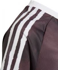 This real madrid training top is made using recycled materials, part of our commitment to help end plastic waste. Shirt Adidas Real Madrid Human Race Jersey Youth Top4football Com