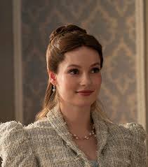 Francesca Bridgerton · Moly