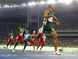Jun 20, 2021 · wayde van niekerk on saturday ran his fastest time since. Wayde Van Niekerk Shatters World Record In 400m Final Thescore Com