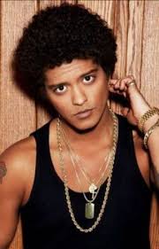 El Hermanastro (Bruno Mars & Tú) **CANCELADA**