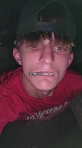 Brooke Eckenrode's Instagram, Twitter & Facebook