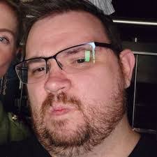 Stephen Corder's Instagram, Twitter & Facebook