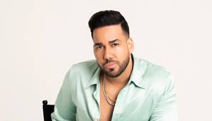 El artista puertorriqueño del género urbano nicky jam y el rey de la bachata, el neoyorquino romeo santos, lanzan al mercado su tema conjunto fan de tus fotos, disponible desde este lunes en. Romeo Santos Deja Ver Su Faceta Mas Familiar En Cuarentena Latido Music
