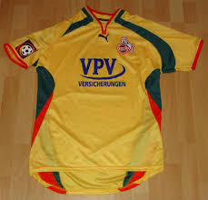 Ebenfalls finden sie bei uns trikots europäischer vereine, wie z.b. 1 Fc Koln Terceira Camisa De Futebol 2000 2001