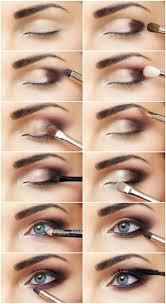 Smokey Eyes Schminken Schritt Fur Schritt Bilder Blaue Augen Beauty Makeup Smokey Eyes Schminken Smokey Eyes Schminkzeug