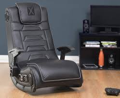 5 Best Gaming Chairs Under 200 In 2020 For Game Crazier Gaming Chair Game Room Decor Game Room Design