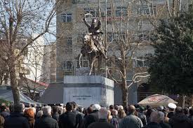 54.παναιτωλιο χαρ τρικουπη 129 6947165698. Eginan Ta Apokalypthria Toy Efippoy Andrianta G Karaiskakh Sthn Kentrikh Plateia Ths Karditsa Karditsa Portal H Hlektronikh Efhmerida Ths Karditsas