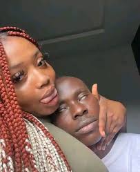 Essene girl don go edit nyash leave door😁😁😂😂