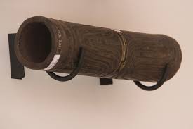 12 contoh alat musik melodis, gambar, dan keterangannya. Fuu Alat Musik Pemanggil Masyarakat Di Papua Indonesia Kaya