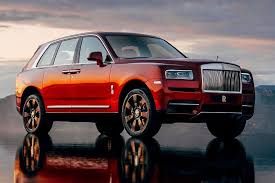 The phantom uses an aluminium spaceframe chassis; Rolls Royce Cullinan Suv India Launch Price Specs Interior