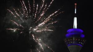Dezember von 0 uhr bis zum 1. Brauchtum Dusseldorf Kaum Feuerwerk Keine Feiern Ruhiges Silvester Erwartet Kultur Sz De