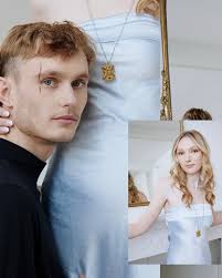 Behind the scenes from my Anakin Skywalker and Padmé Amidala  #RevengeoftheSith inspired photoshoot! ✨ I cannot wait to share more from  this shoot throughout the rest of the month. This film has