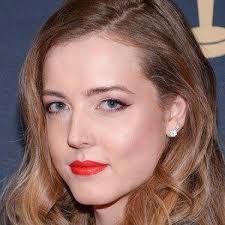 Famous instagram star and model maya henry is in relationship with liam payne. Maya Henry Youtube Star Bio Family Trivia Famous Birthdays