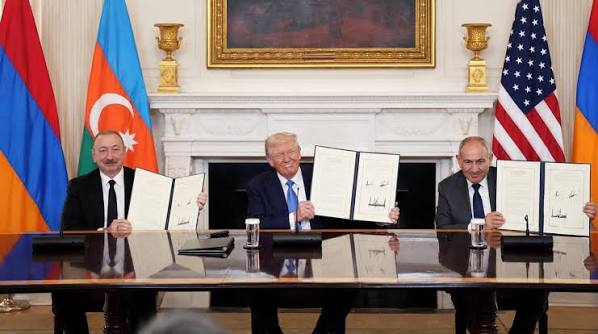8 Avqust Azərbaycan diplomatiyasının yadda qalan tarixlərindən biridir. Bu  gün Ağ Evdə, dünyanın ən mühüm siyasi mərkəzlərindən birində, Prezident  İlham Əliyevin iştirakı ilə imzalanan sənəd Azərbaycanın beynəlxalq  nüfuzunun və artan siyasi çəkisinin