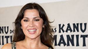 Natalia Avelon: Auftritt mit Otto Steiner bei "Kanu des Manitu"-Premiere