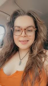 Felisha Schultz's Instagram, Twitter & Facebook