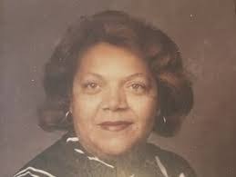 Beatrice Draper's Instagram, Twitter & Facebook