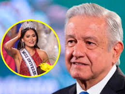 Andrea meza se corona como la reina universal de la belleza las candidatas de brasil y perú quedaron de primera y segunda. Cgg4andtrx1e M