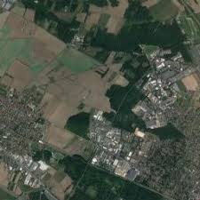 Hardware shop · paris, france. Kiloutou Pierrelaye 95220 2 Avenue Du General Leclerc La Plateforme Du Batiment