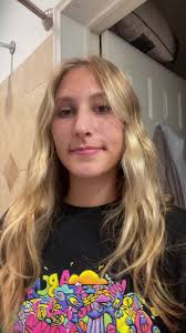 Maggie (@maggie..hicks)