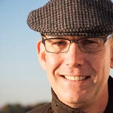 Emily Stier (@EmilyStier)