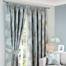 Duck egg blue is a greenish soft blue in the chalk paint® palette that stems from the first discovery of a good blue pigment in the 18th century, which was then lightened with white. Pin By Emma Barnes On Duck Egg Blue Sitting Room Curtains Home Blue Curtains