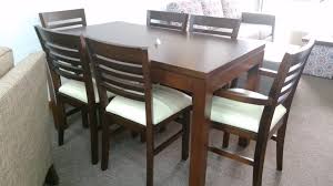 Prueba como se ve el producto en tu espacio. Juego De Comedor Extensible Minimalista Viena Muebles