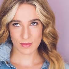 Elizabeth Gannon (@BettsGannon)