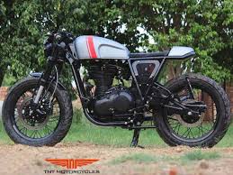 Even though many custom motorcycle makers transform regular bikes to cafe racers, the continental gt being a cafe racer in itself is a unique canvas for the modders. Continental Gt Cafe Racer Modification Hobbiesxstyle