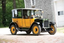 Image result for Federal Yellow Dark 1956 Taxi