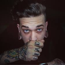 Tyler Larson (@rebelsunvox)