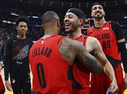 Seth curry has often been referred to as the brother of steph curry, but the blazers guard is doing his best to establish his own legacy. Stephen Curry Or Seth Curry Coin Flip To Decide Who Mom Dad Represent
