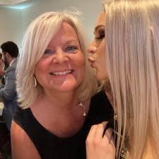 Local Wedding Invitation Recommendations Needed