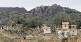 El chapo's houses to hit the auction block in mexico — tunnels included. Joaquin El Chapo Guzman Took Care Of His Own Except In His Birthplace Of La Tuna Mexico Bloomberg
