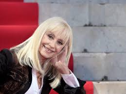 Raffaella carra — bailo, bailo (ballo, ballo) 03:01. Xunuegid46kirm