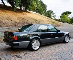 Publication Instagram Par Mercedes W124 14 Oct 2016 A 11 31 Utc Mercedes Benz Cars Mercedes Benz Mercedes W124