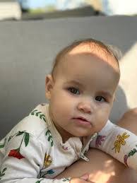 Michelle Rochon's Instagram, Twitter & Facebook